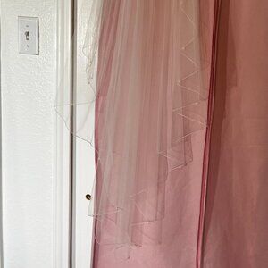 Miss Allaneous Wedding veil